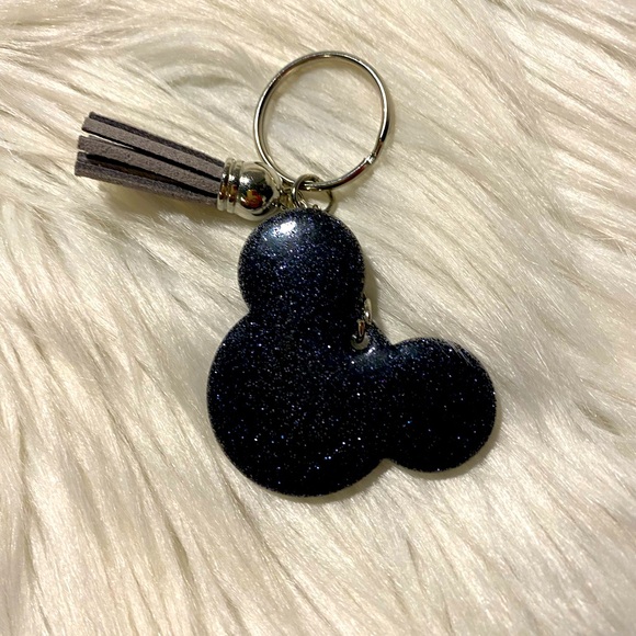 Mouse head Mickey Mouse inspired theme keychain - Picture 2 of 2